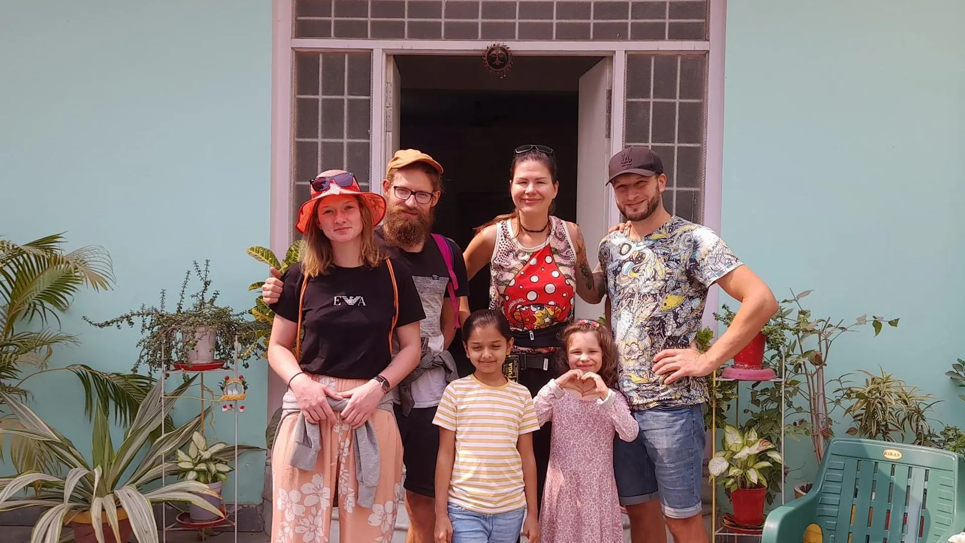 Kanak Home Stay Varanasi Bed & Breakfast