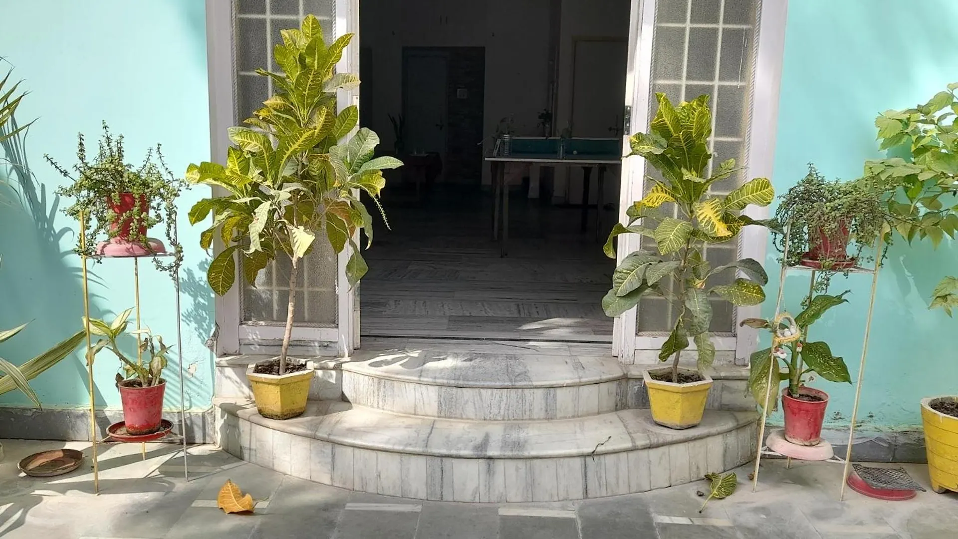 Kanak Home Stay Varanasi